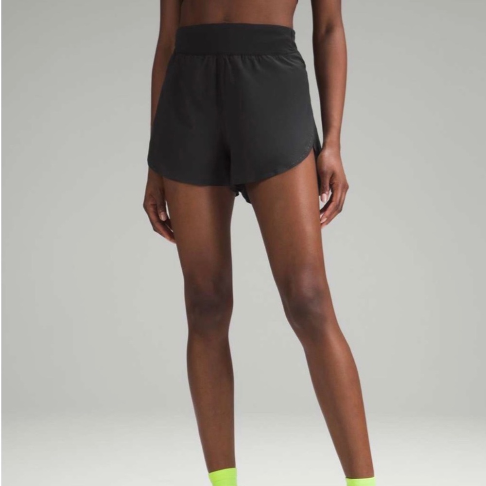 Lululemon Fast and Free High-Rise Short - Black, 6